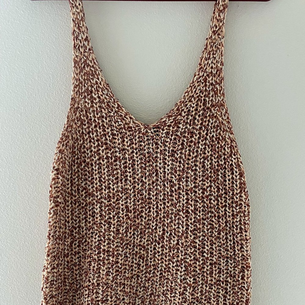 Moon & Madison Crop Top Medium